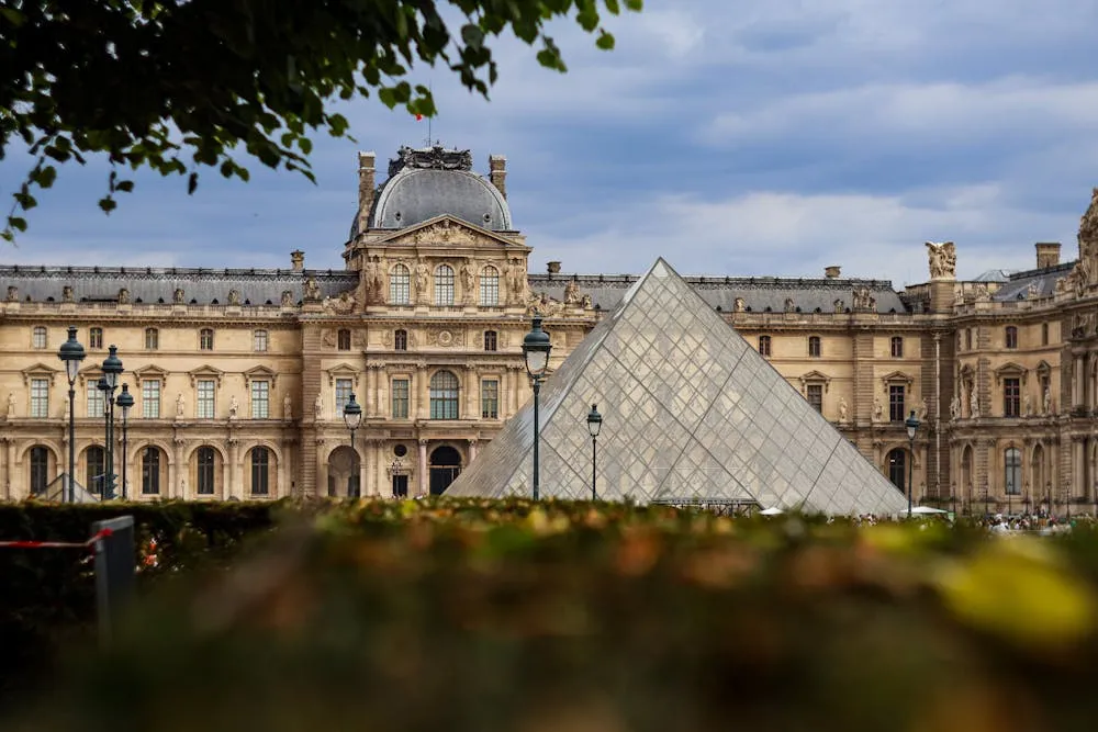 Louvre Museum